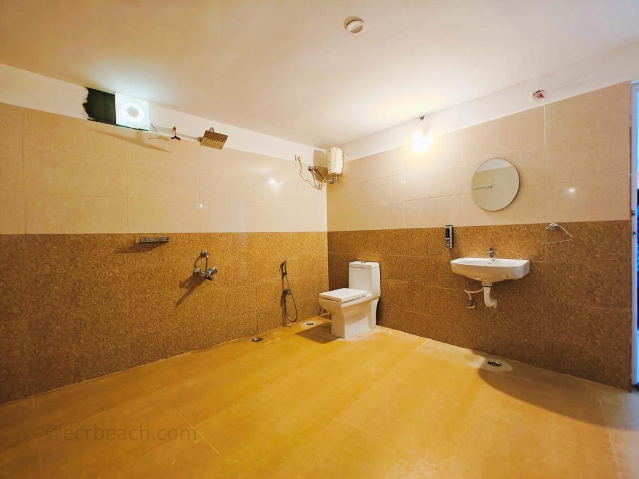 Rini Resort Chennai Exterior photo