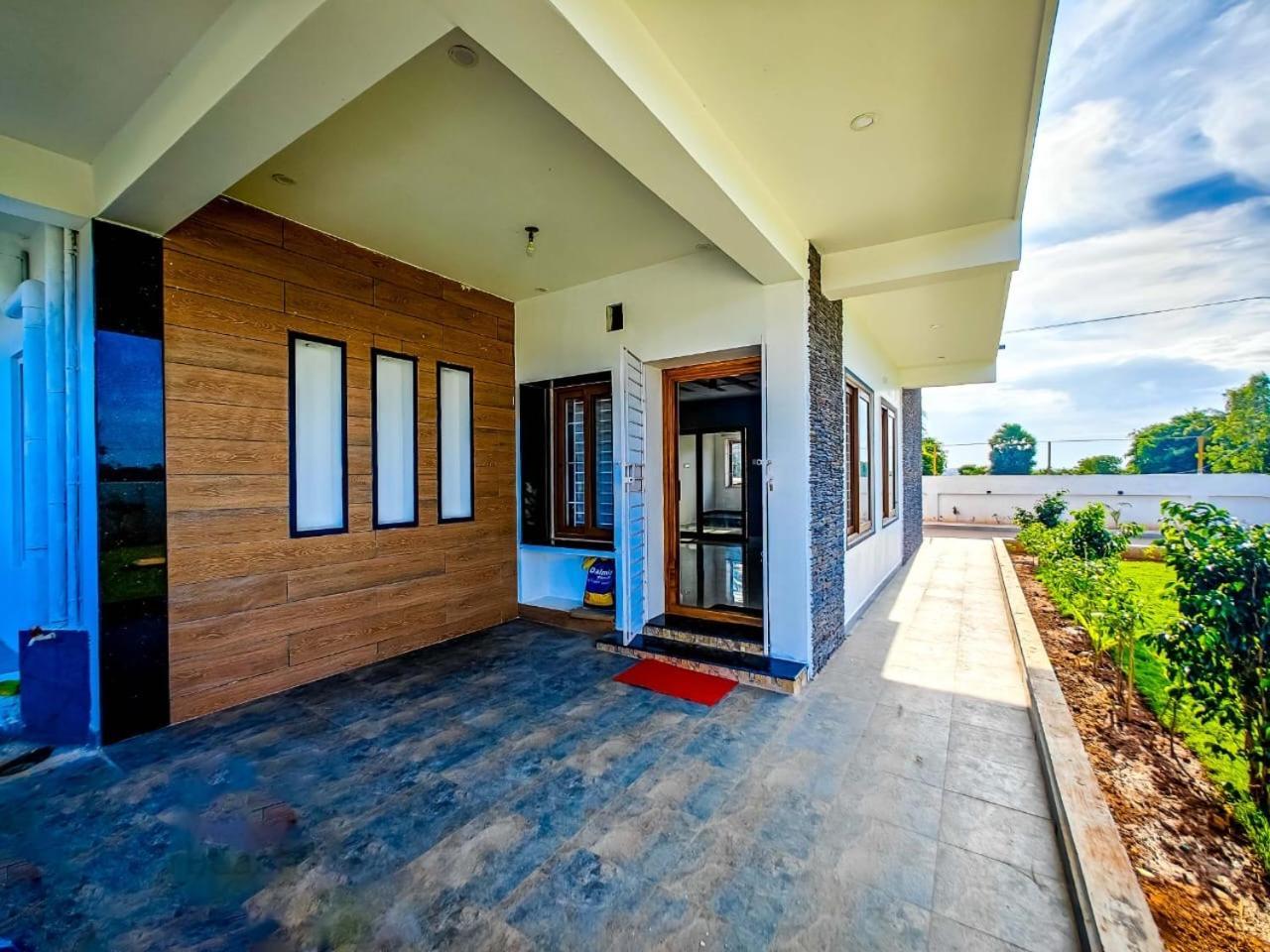 Rini Resort Chennai Exterior photo