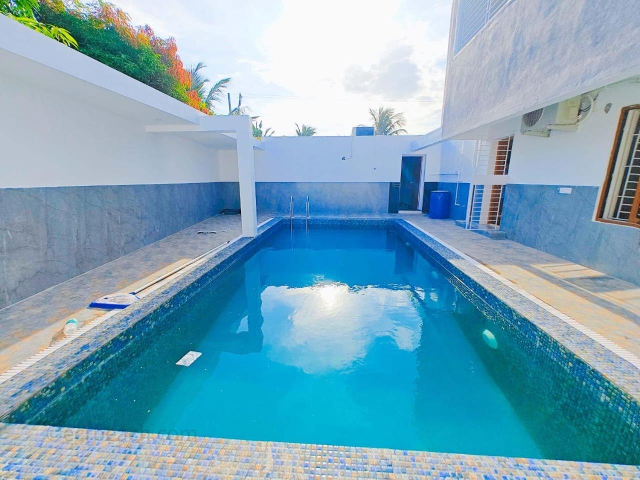 Rini Resort Chennai Exterior photo